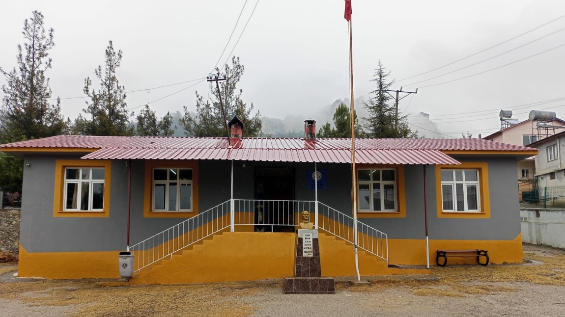 Böğrüeğri İlkokulu Fotoğrafı
